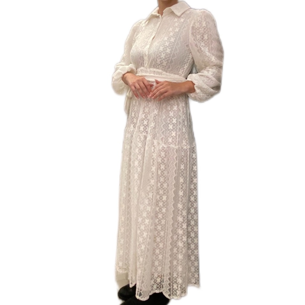 White Lace Long Sleeve Dress. Size (EU) 38, (USA) 8, “Medium”